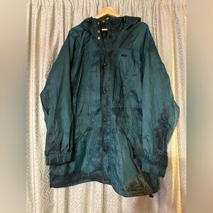 VTG REI Elements Jacket Men’s L Green Hooded Waterproof Parka Outdoor 90s READ